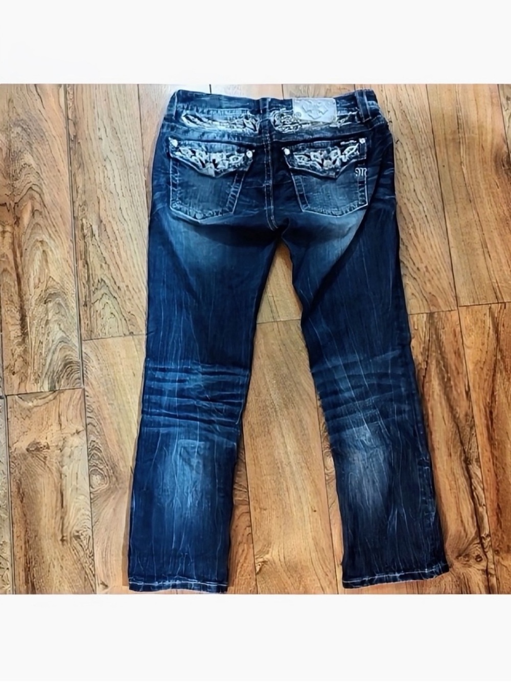 Gorgeous Miss Me Signature Crop Jeans With Embellished Pockets 24” Inseam